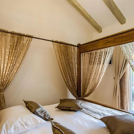 Mek Prázdninový dům Zadar