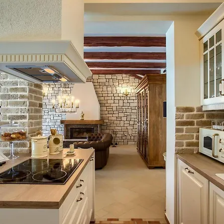 Mek Prázdninový dům *