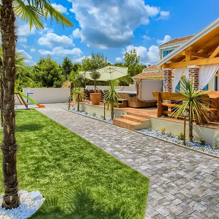 Mek Casa de Férias