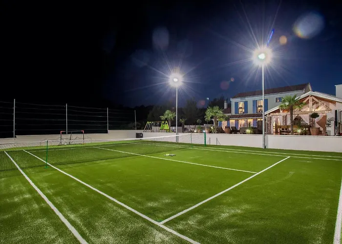 Mek Hébergement de vacances